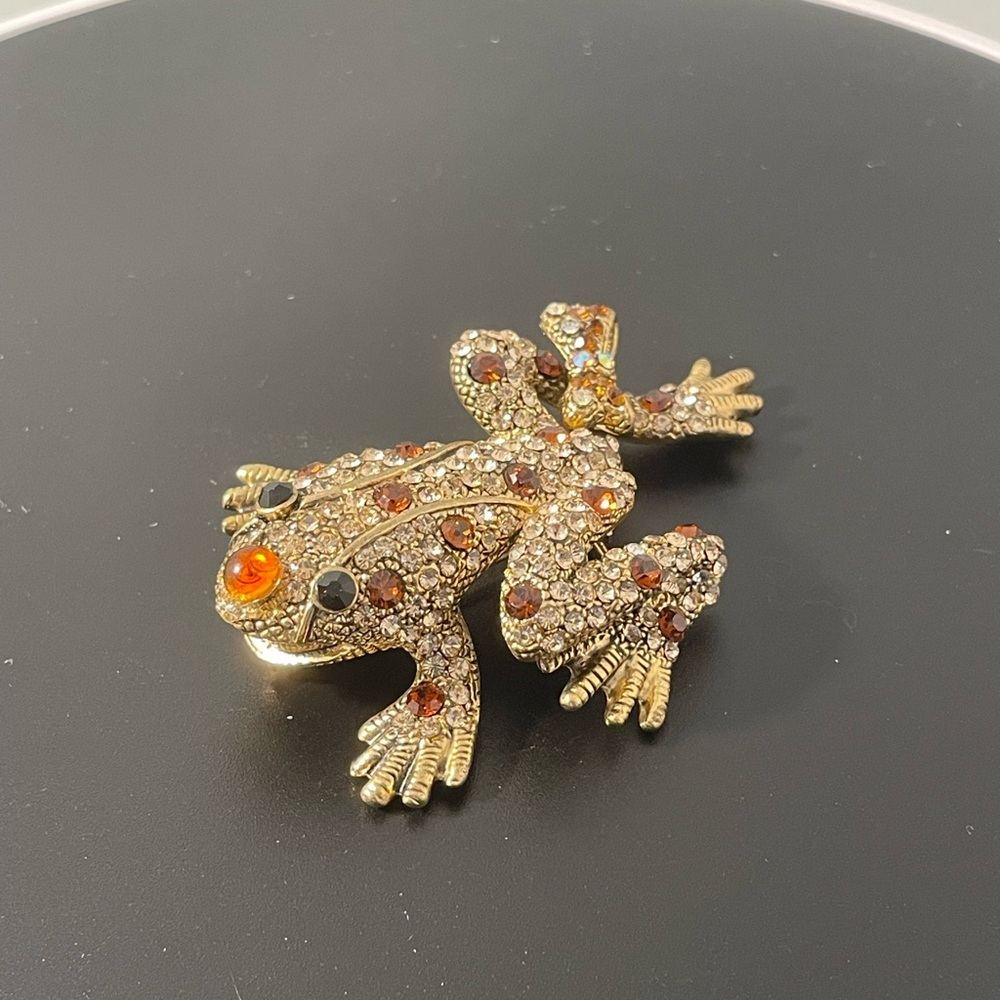 Gold and Brown Frog Brooch